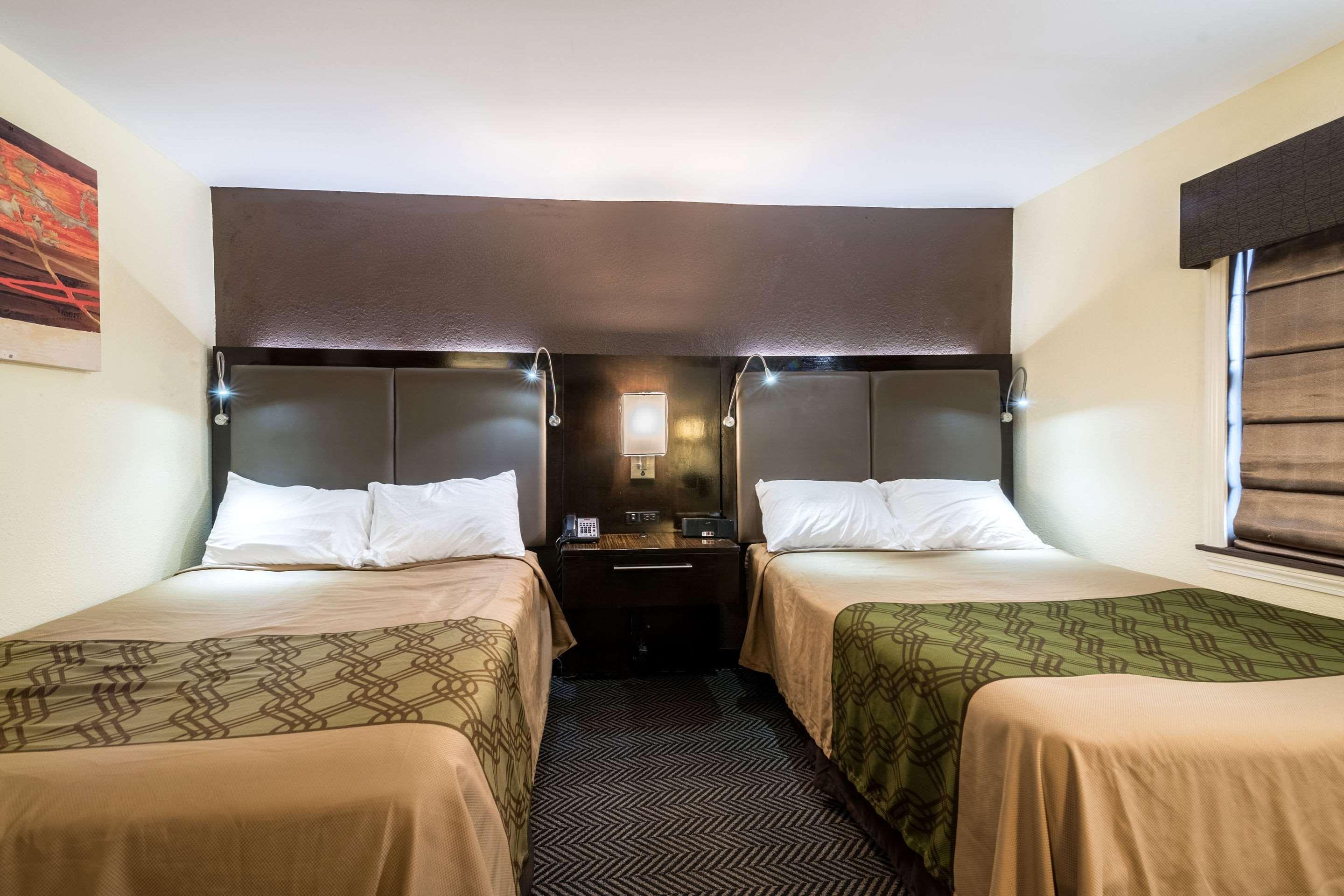 Econo Lodge Rutland City Near Hwy 7 Ngoại thất bức ảnh