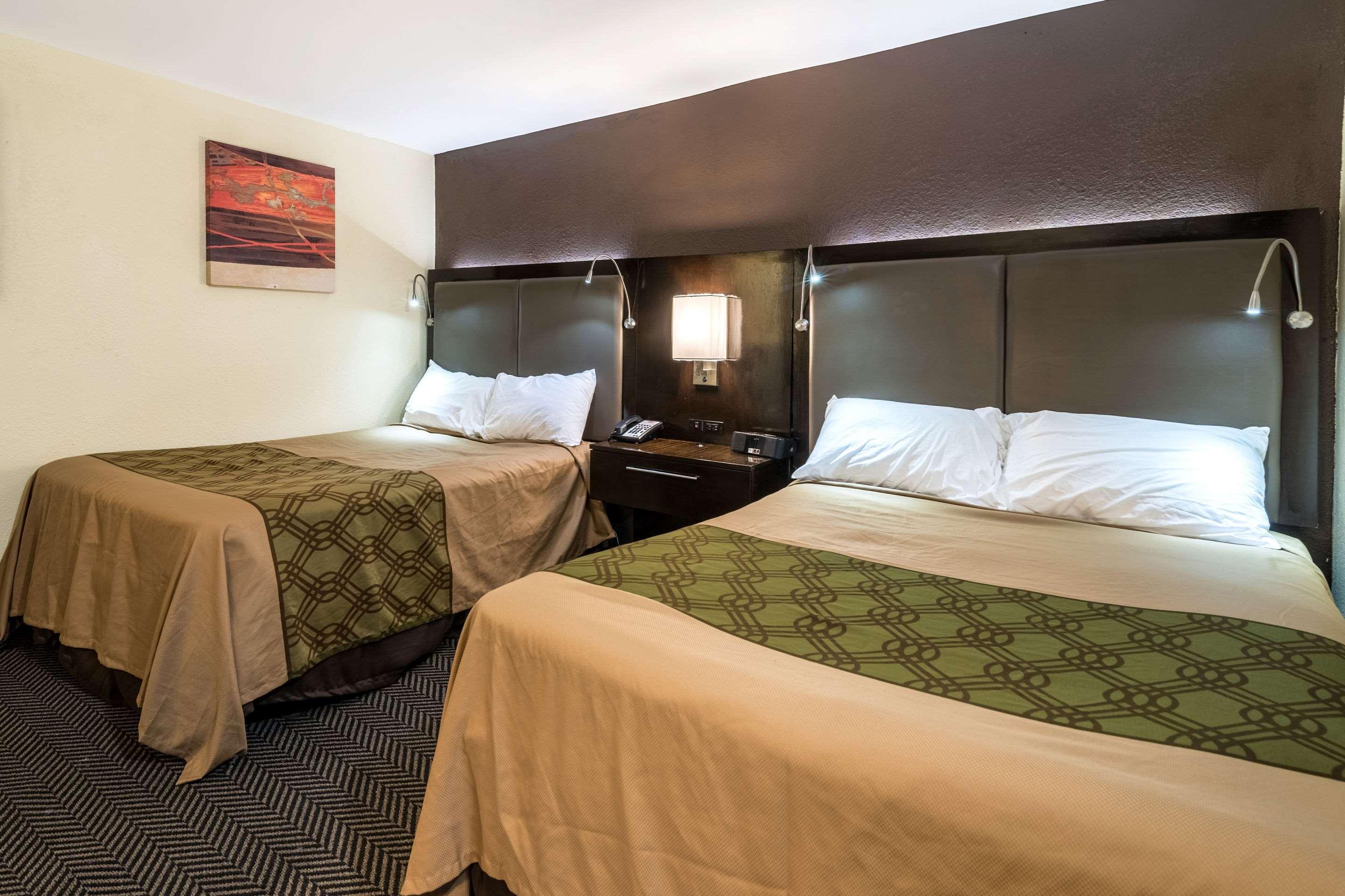 Econo Lodge Rutland City Near Hwy 7 Ngoại thất bức ảnh