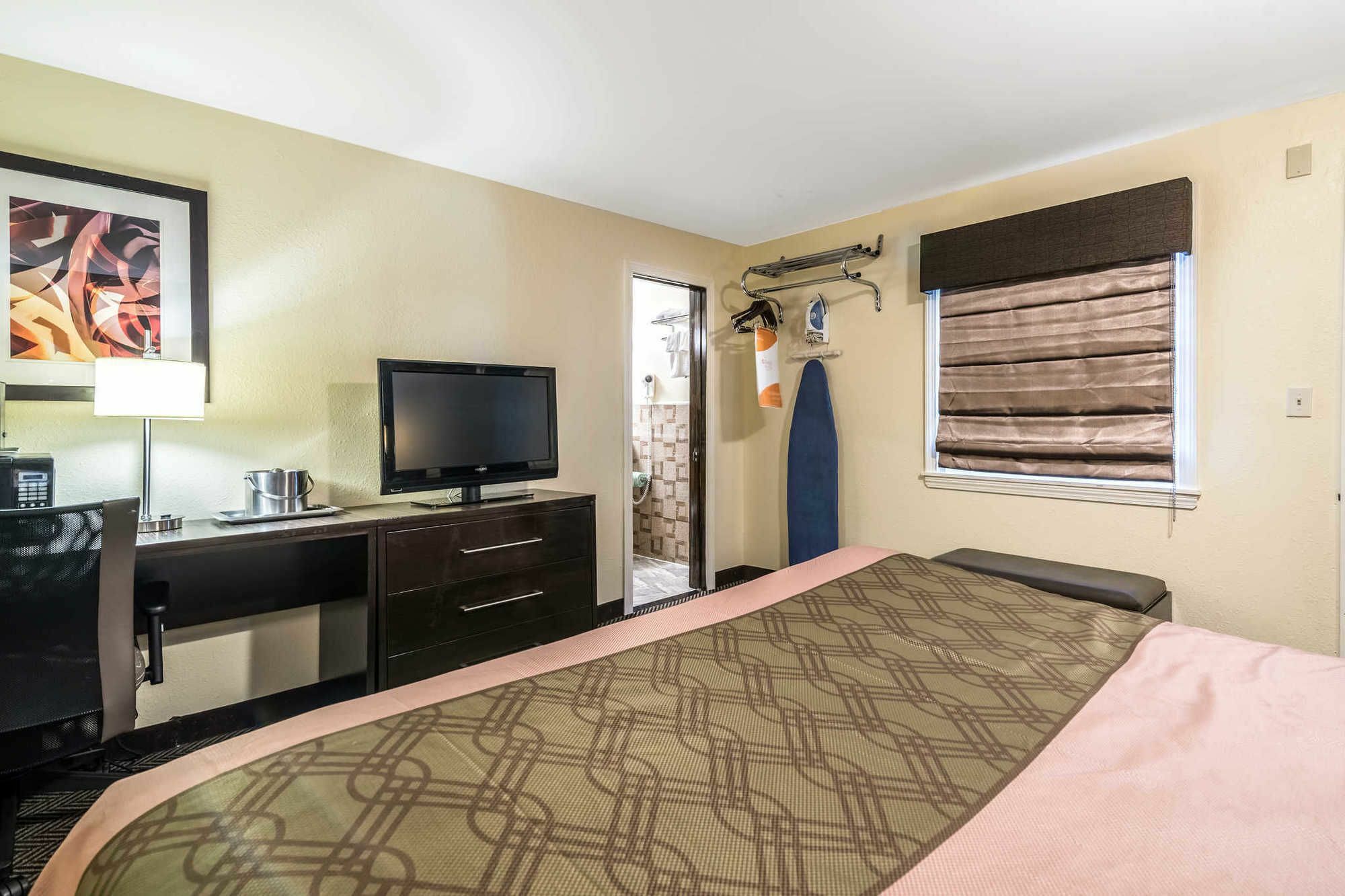 Econo Lodge Rutland City Near Hwy 7 Ngoại thất bức ảnh